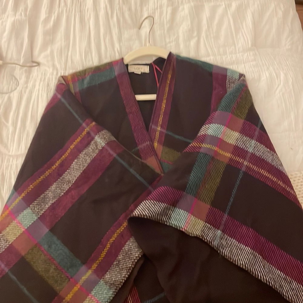 Loft plaid wrap sweater, perfect over a long sleeve shirt. One size. Worn once!